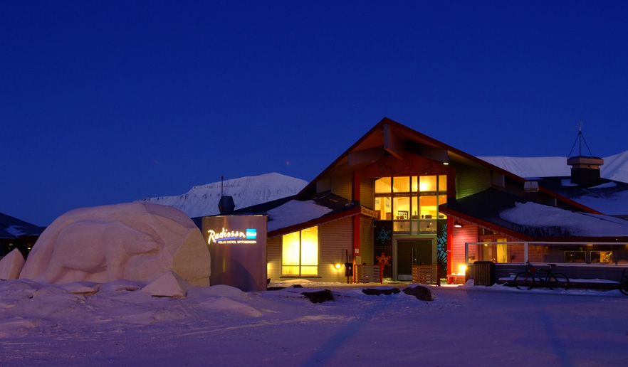 Spitsbergen Travel, Radisson Blu Polar Hotel Spitsbergen. Festivalhotell under Dark Season Blues Festival Spitsbergen i Longyearbyen på Svalbard