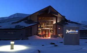 Radisson Blu Polar Hotel Spitsbergen samarbeider med Dark Season Blues