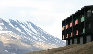 Sandmo og Svenkerud i Longyearbyen på Svalbard