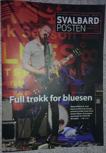 I Svalbardposten var det utfyllende reportasje, samt forsiden fra Dark Season Blues