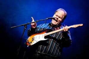 Buddy Whittington kommer tilbake til Dark Season Blues med Trond Olsen Band