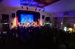 Huset, non stop musikk i to etasjer