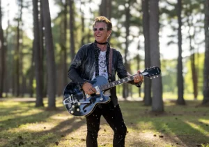 Mike Farris kommer tilbake til Dark Season blues