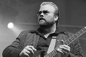 den unge levende legenden Kid Andersen kommer tilbake til dark season blues Andersen